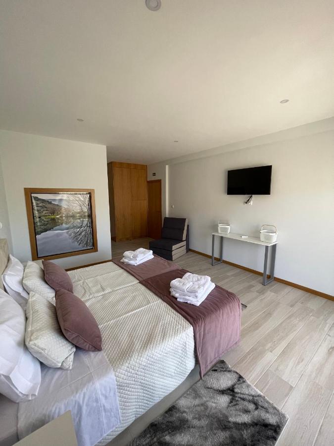 トーレ・デ・モンコルヴォ Douro Visit Houseヴィラ エクステリア 写真