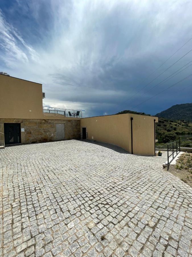 トーレ・デ・モンコルヴォ Douro Visit Houseヴィラ エクステリア 写真