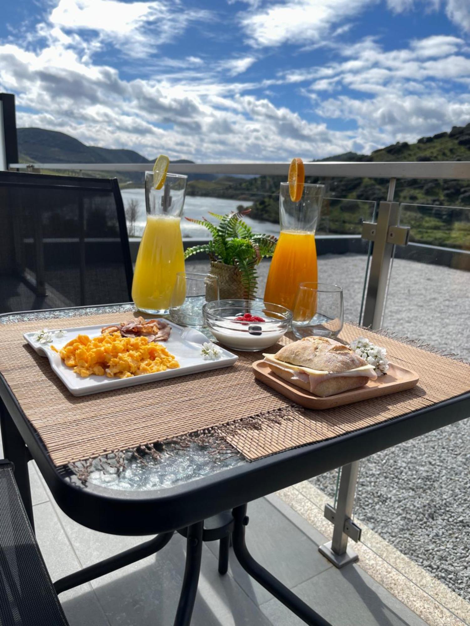トーレ・デ・モンコルヴォ Douro Visit Houseヴィラ エクステリア 写真